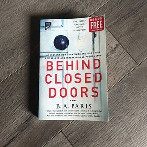 📔Behind Closed Doors - New York Times Bestseller